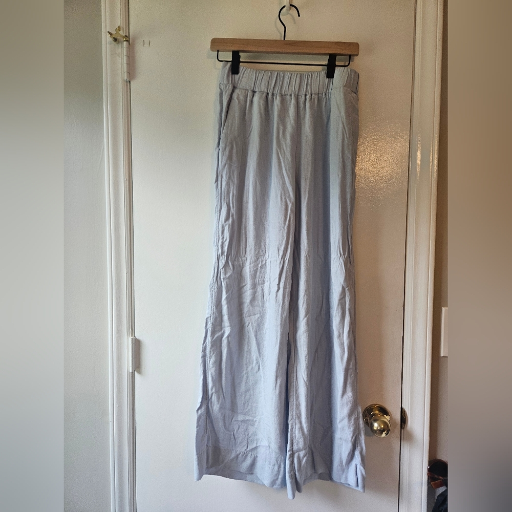 Abercrombie & Fitch Soft Gray Wide-Leg Trousers